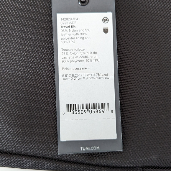 Tumi Travel Kit - Picture 7 of 7